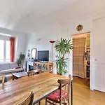 Spacious T2 In The Heart Of The 20Th District